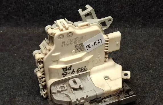 Audi A6 S6 C7 4G Front door lock 8J1837016E