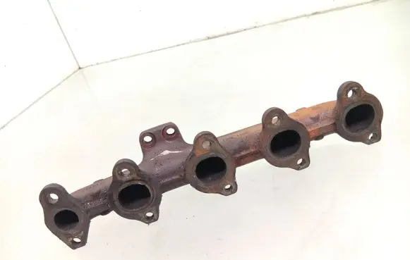 Ford Focus C-MAX Exhaust manifold 548028