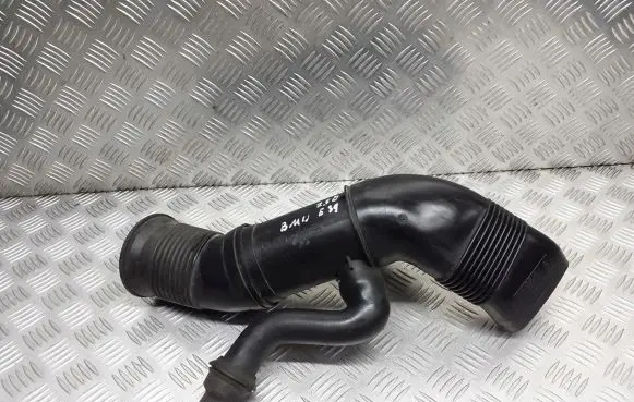 BMW 5 E39 Intake resonator 4809077901