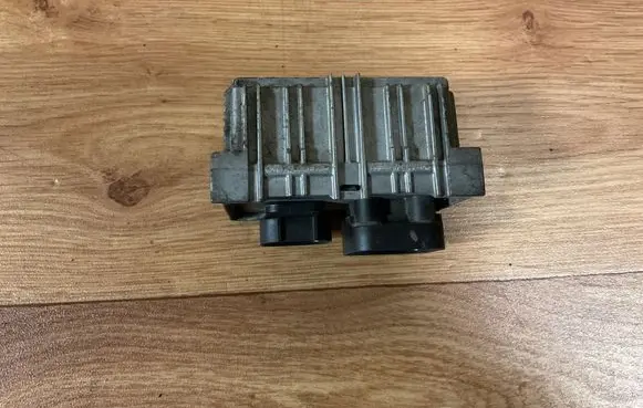 Opel Insignia A Glow plug pre-heat relay 0522122601 084935