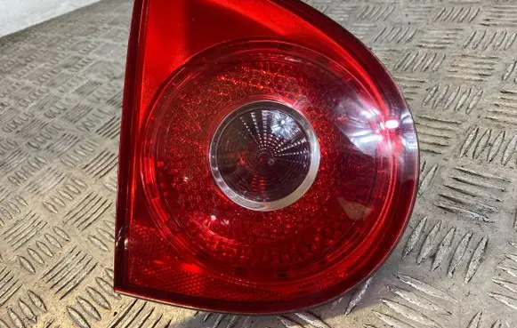 Volkswagen Golf V Tailgate rear/tail lights 1K6945093G 89031705