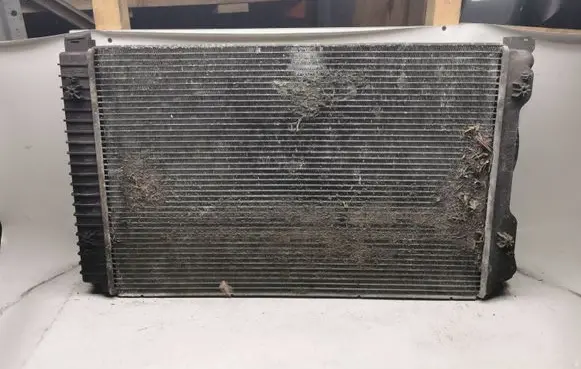 Audi A6 S6 C6 4F Coolant radiator