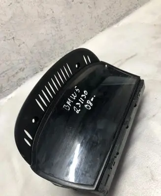 BMW 5 E60 E61 Screen/display/small screen 031322