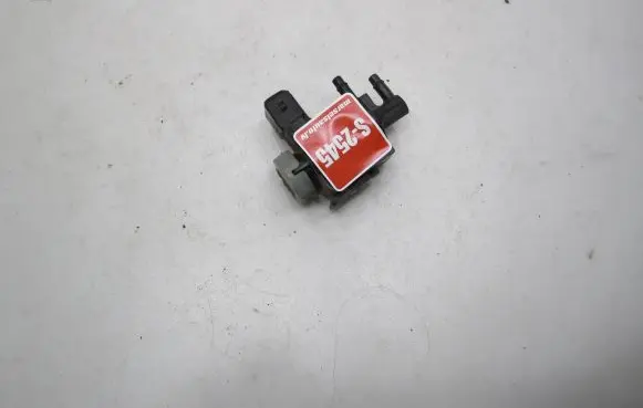 Audi A4 S4 B6 8E 8H Turbo solenoid valve 1J0906283A 83020
