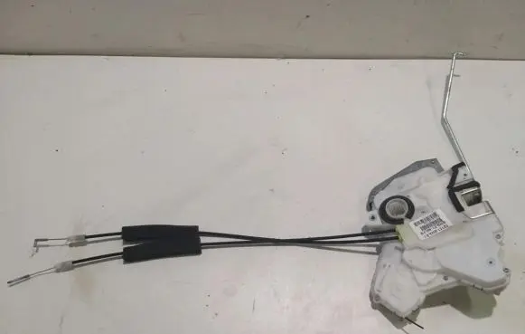 Honda CR-V Front door lock 72111SWAE1 SWA-E1-RH-FR