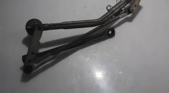 Ford Fiesta Front wiper linkage 