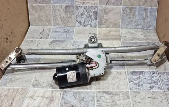 Audi A3 S3 8L Front wiper linkage and motor 1J0955325A 1J1955113A 443122228017