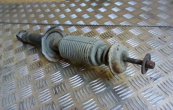 Nissan Almera Tino Rear shock absorber/damper