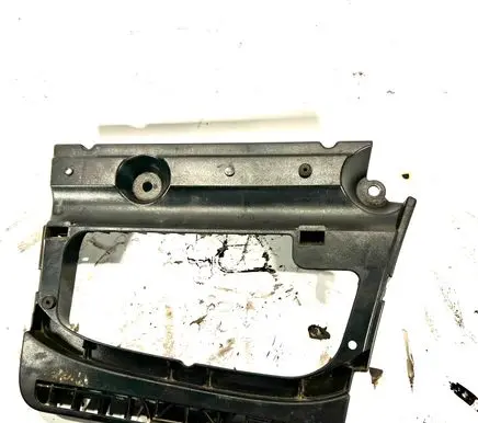 Trunk/boot side trim panel