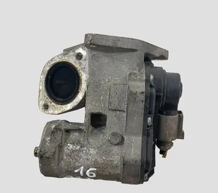 Volkswagen Golf Plus EGR valve 40826500