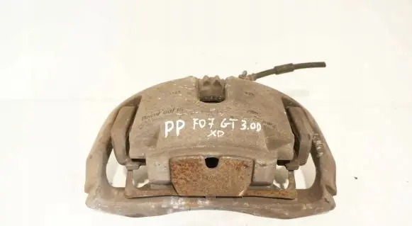 BMW 5 GT F07 Front brake caliper 6781818