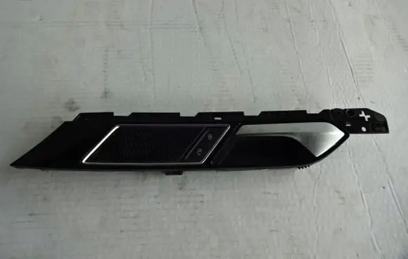 Volkswagen PASSAT B8 Front door interior handle