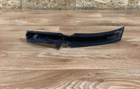 Volkswagen PASSAT B6 Front bumper mounting bracket 3C0807178