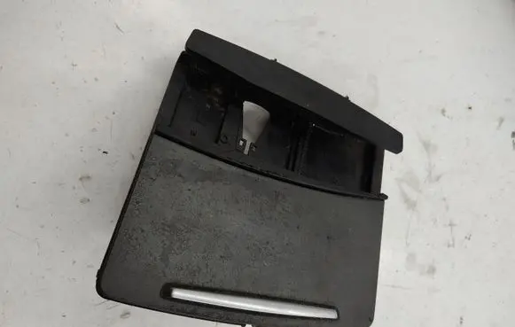 Audi A6 S6 C6 4F Car ashtray 4F2857951B