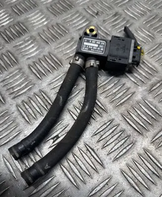 Mercedes-Benz A W176 Exhaust gas pressure sensor A6429050200 0281006214 140614T0307E