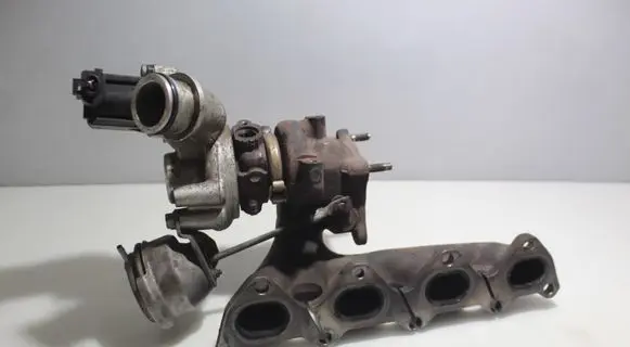 Volkswagen Golf VI Turbo 49373-0100