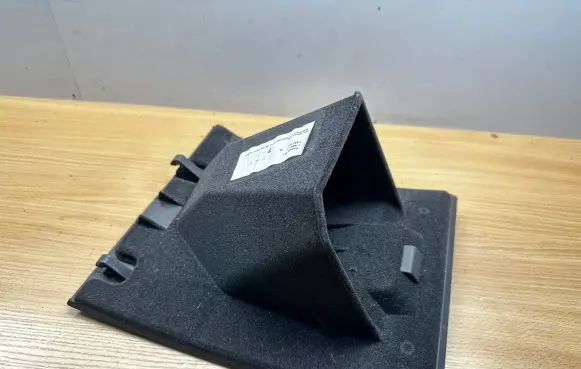Volkswagen PASSAT B7 Glove box 3C1857921