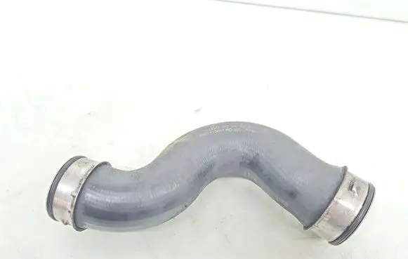 Volkswagen Touran I Intercooler hose/pipe 1K0145832B