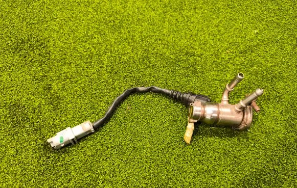 Renault Trafic III (X82) AdBlue injector 208997976R M145401949