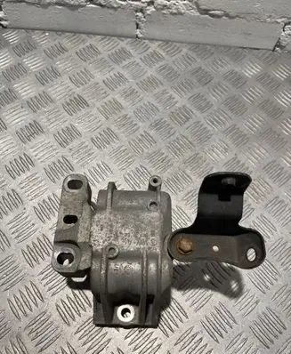 Volkswagen Golf VI Engine mount bracket 1K0199262