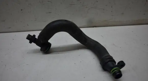 Audi A3 S3 8V Breather hose/pipe 04E103175D