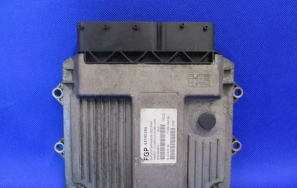 Fiat Panda II Engine control unit/module 55180280 5F9KM64G 7160004200