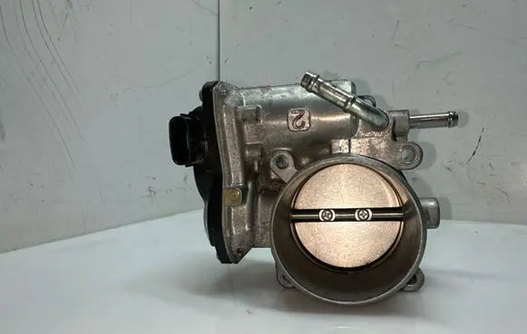 Subaru XV II Throttle valve 16112AA470 1B182010