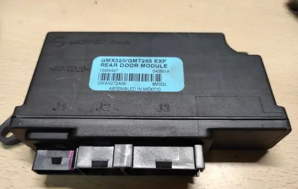Cadillac SRX Door control unit/module 10365427 GMX320GMT265