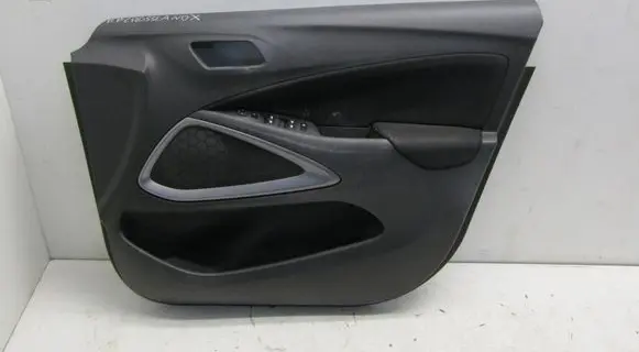 Opel Crossland X Front door card panel trim