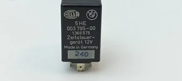 BMW 7 E23 Other relay 1366575 5HE00379500 61311373974