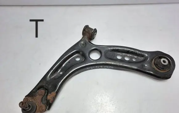 Skoda Octavia Mk3 (5E) Front control arm 5Q0407151L