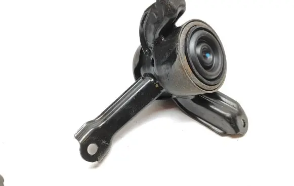 KIA Rio Engine mount bracket