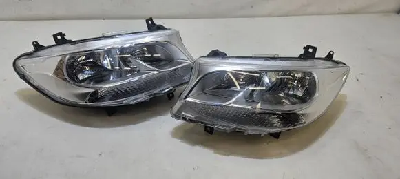 Mercedes-Benz Sprinter W907 W910 Headlight/headlamp A9109060100
