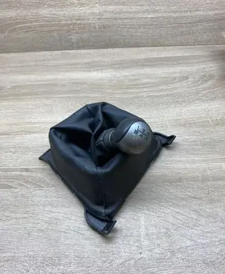 Toyota Corolla E110 Gear lever shifter trim leather/knob TOYOTAGEARKNOB
