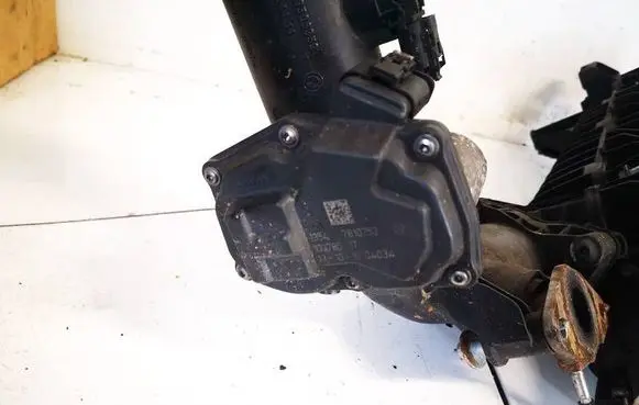 BMW 5 F10 F11 Throttle valve 13547810752 1354781075202