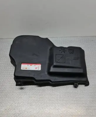 Peugeot 508 Fuse box cover 9687925880