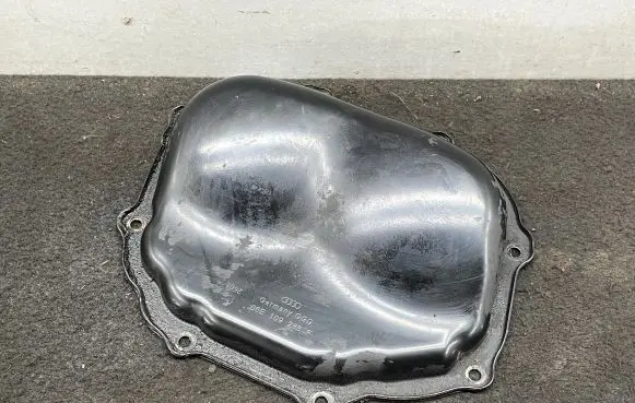 Audi A6 S6 C6 4F Timing chain cover 06E109285F
