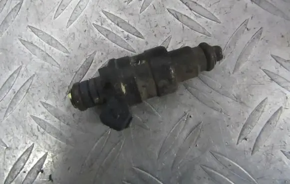 Renault Scenic I Fuel injector 866313
