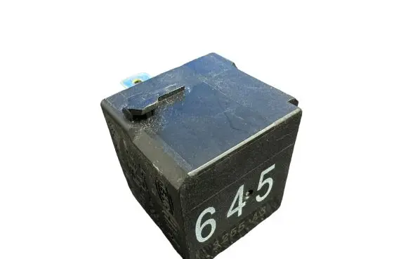 Audi A4 S4 B8 8K Other relay 4H0951253A
