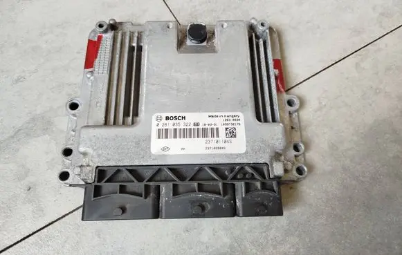 Renault Koleos II Engine control unit/module 0281035322 237101104S 237102804S