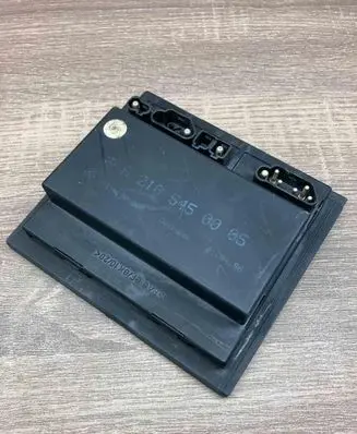 Mercedes-Benz E W210 Other control units/modules A2105450005 338780000