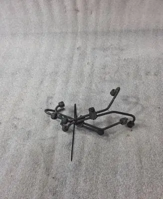 Audi A4 S4 B5 8D Fuel injector supply line/pipe 