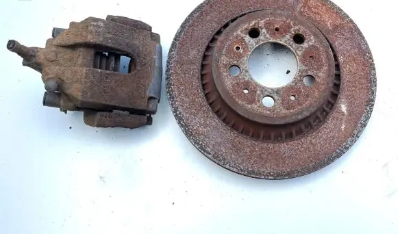 Volvo XC90 Rear brake caliper