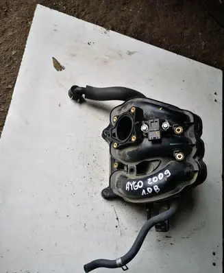 Toyota Aygo AB10 Intake manifold PA6GF30