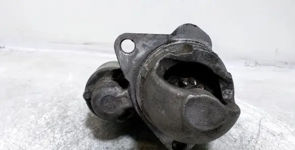 Opel Zafira A Starter motor