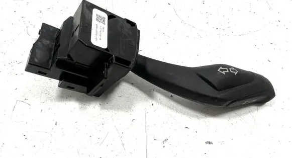 Ford Focus Indicator stalk AV6T13335AB 300618AACH