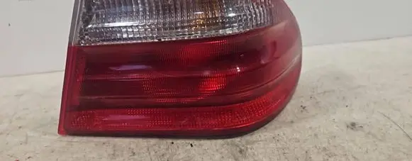 Mercedes-Benz E W210 Rear/tail lights 014401915R E410414
