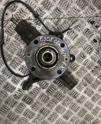 Peugeot 308 Front wheel hub