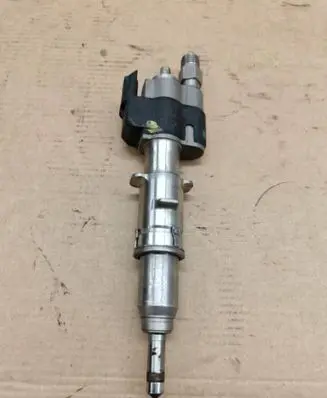 BMW 3 E90 E91 Fuel injector 7589048 758904806