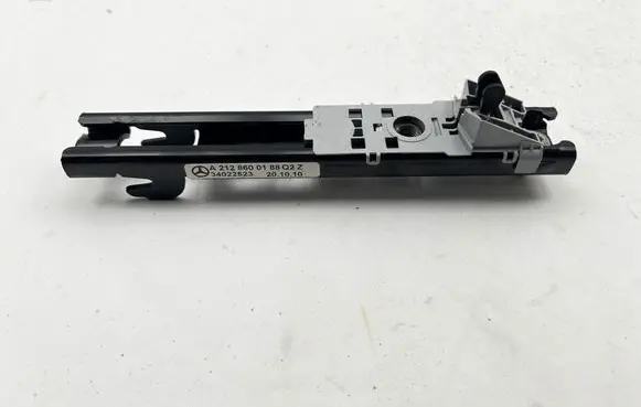 Mercedes-Benz E W212 Seat belt height adjuster A2128600188 34022523